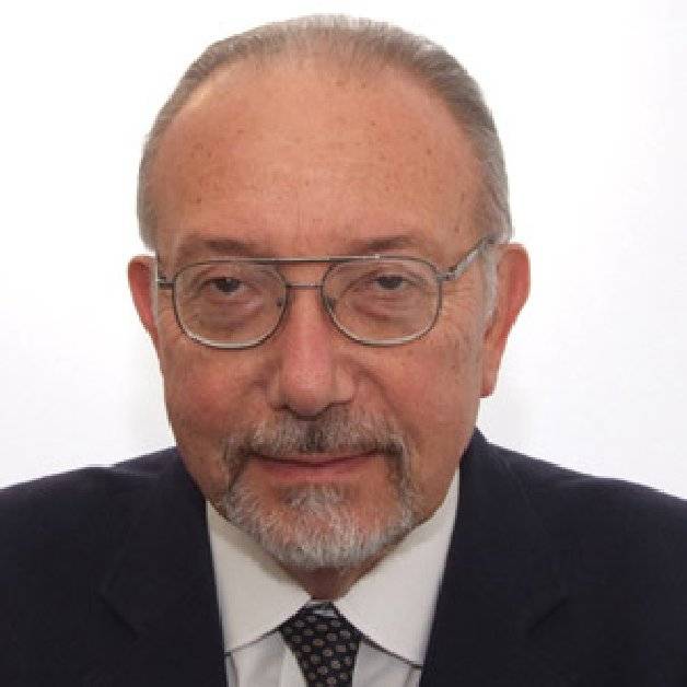 Fotografía del Dr. Néstor Pedro Sagües